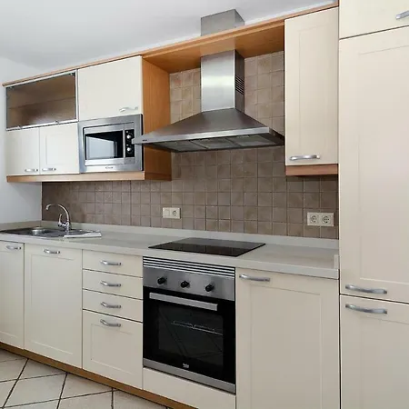 Terraced House Ace021012 Iyb *